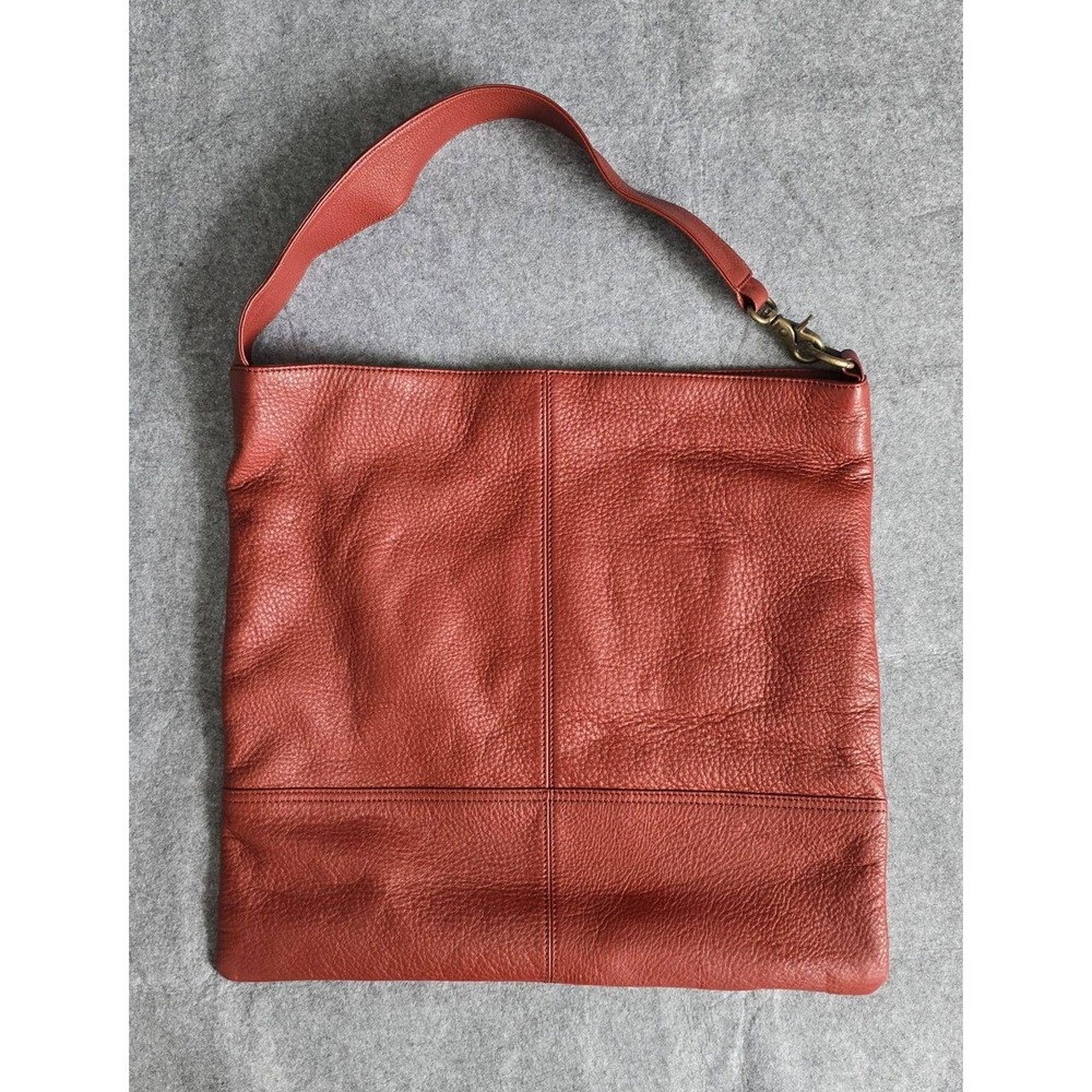 Hobo International Large Pebbled Leather Shoulder Bag in brick red orange EUC